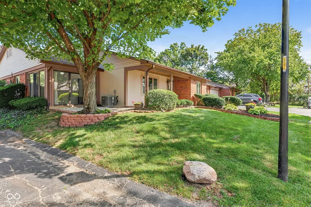 2541 Willow Way Indianapolis, IN 46268