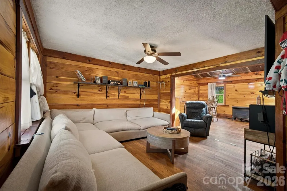 1315 Cedar Valley Church Road Lenoir, NC 28645