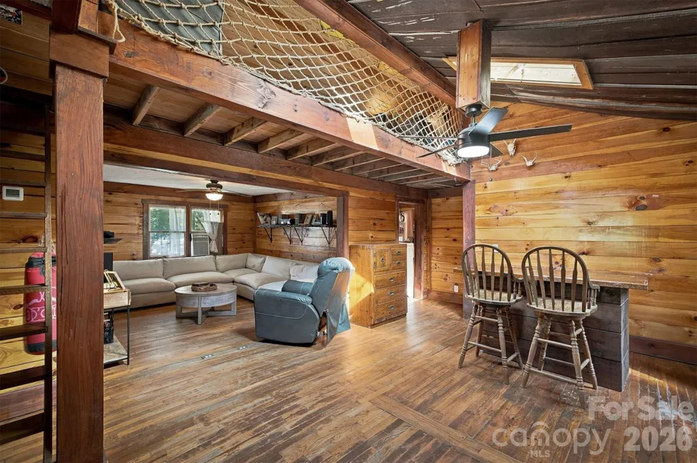 1315 Cedar Valley Church Road Lenoir, NC 28645