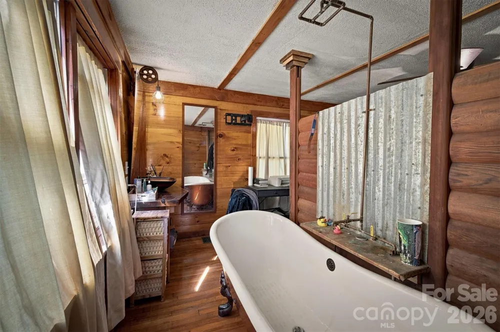 1315 Cedar Valley Church Road Lenoir, NC 28645