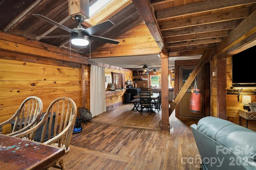 1315 Cedar Valley Church Road Lenoir, NC 28645