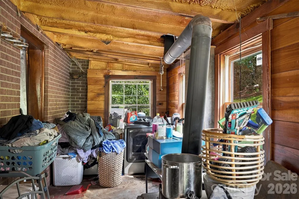 1315 Cedar Valley Church Road Lenoir, NC 28645