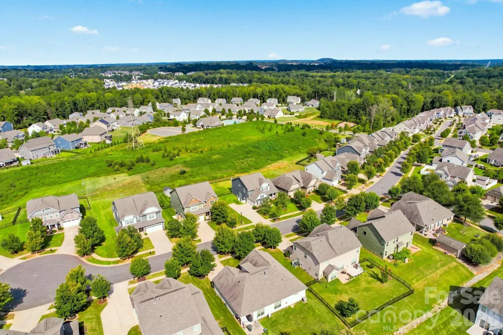 1540 Post Court Gastonia, NC 28054