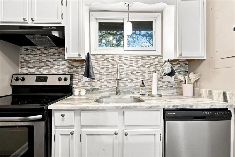 2604 Fairway Oaks Waleska, GA 30183