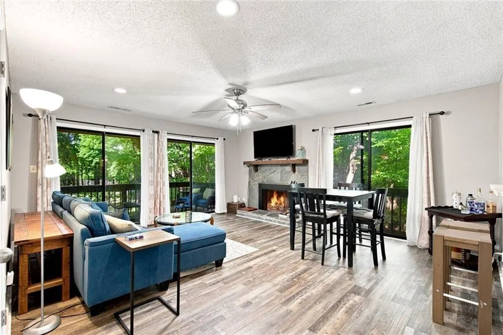 2604 Fairway Oaks Waleska, GA 30183