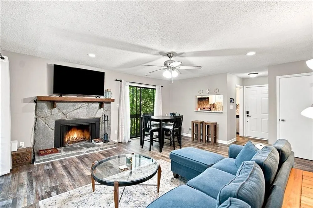 2604 Fairway Oaks Waleska, GA 30183