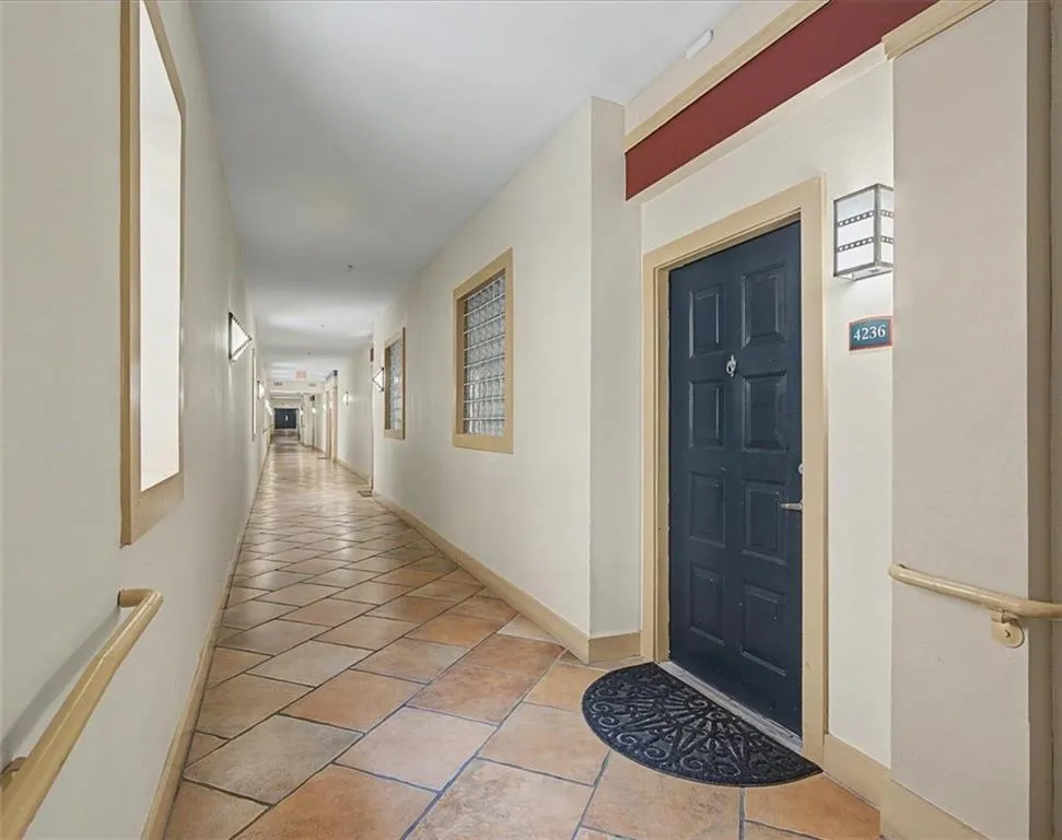 10 Perimeter Summit Boulevard NE #4236 Atlanta, GA 30319