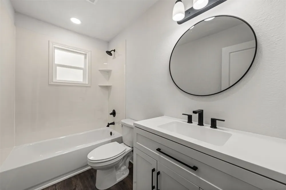 234 Ave E Lacy Lakeview, TX 76705