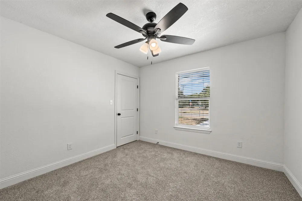 234 Ave E Lacy Lakeview, TX 76705