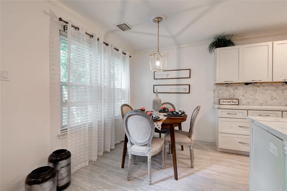 35 Walden Elms Circle The Woodlands, TX 77382