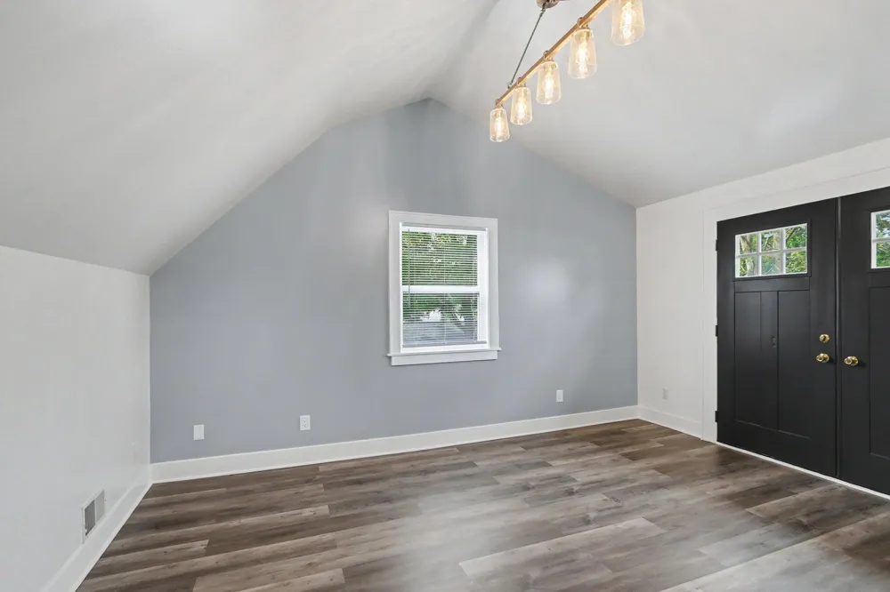 1719 Palmer Avenue Kalamazoo, MI 49001