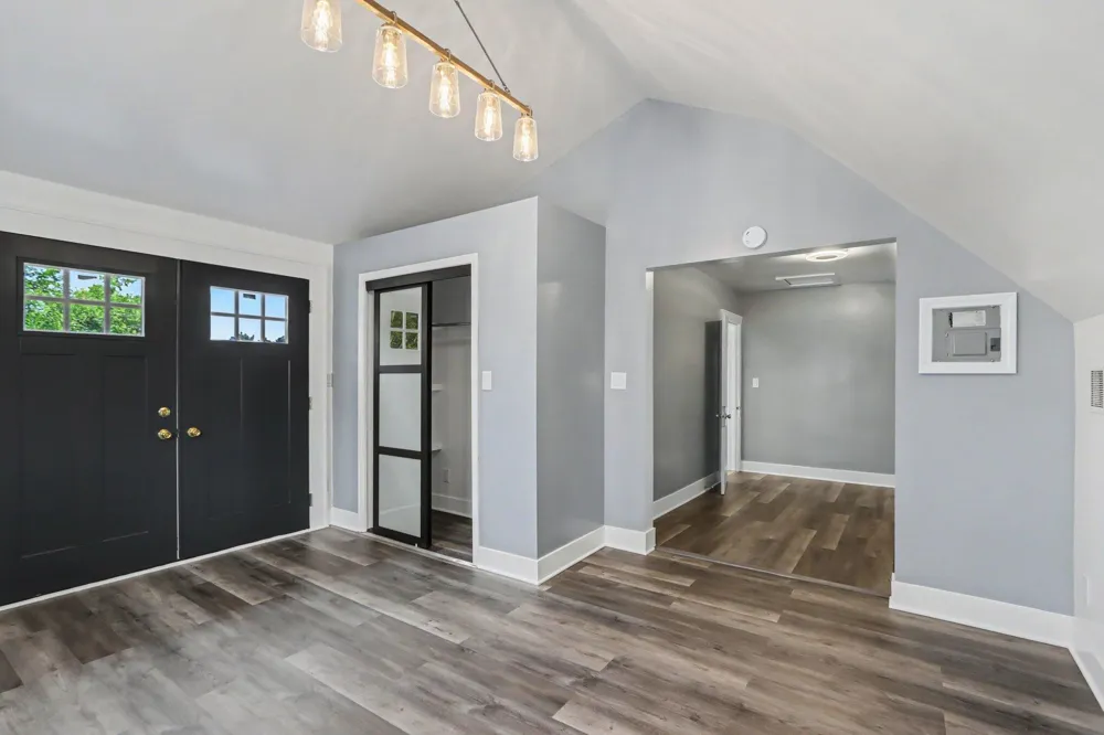 1719 Palmer Avenue Kalamazoo, MI 49001