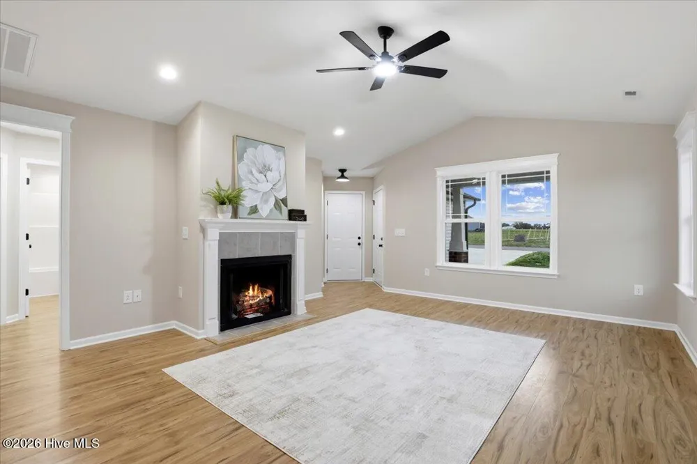 52 Grace Pond Avenue Benson, NC 27504