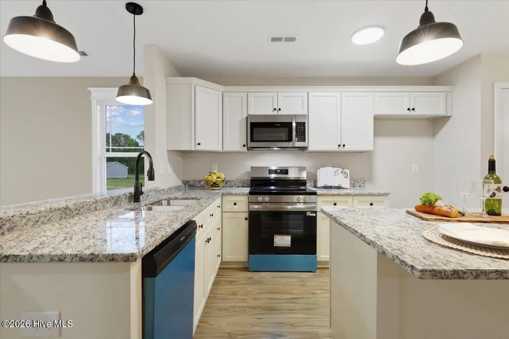 52 Grace Pond Avenue Benson, NC 27504