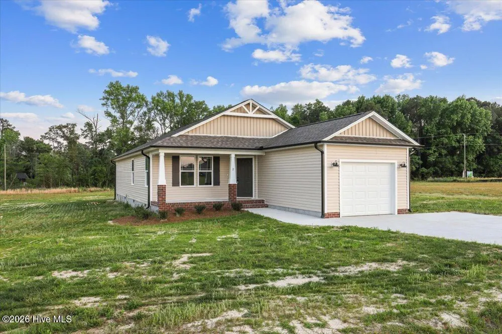 52 Grace Pond Avenue Benson, NC 27504