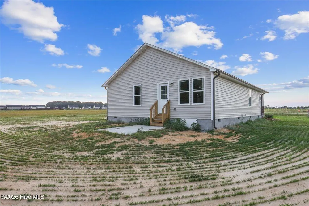 52 Grace Pond Avenue Benson, NC 27504