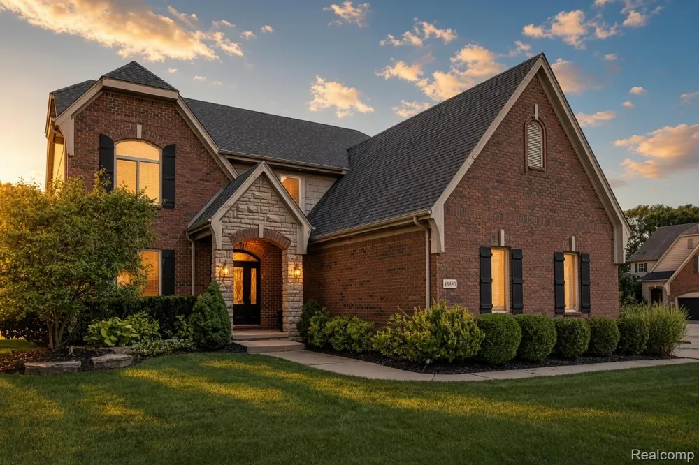 48850 Austrian Pine Drive Macomb Township, MI 48044