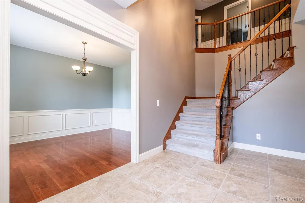 48850 Austrian Pine Drive Macomb Township, MI 48044