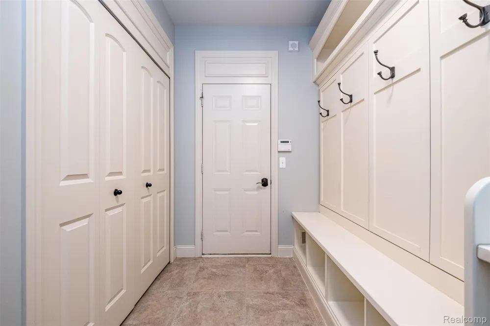 48850 Austrian Pine Drive Macomb Township, MI 48044