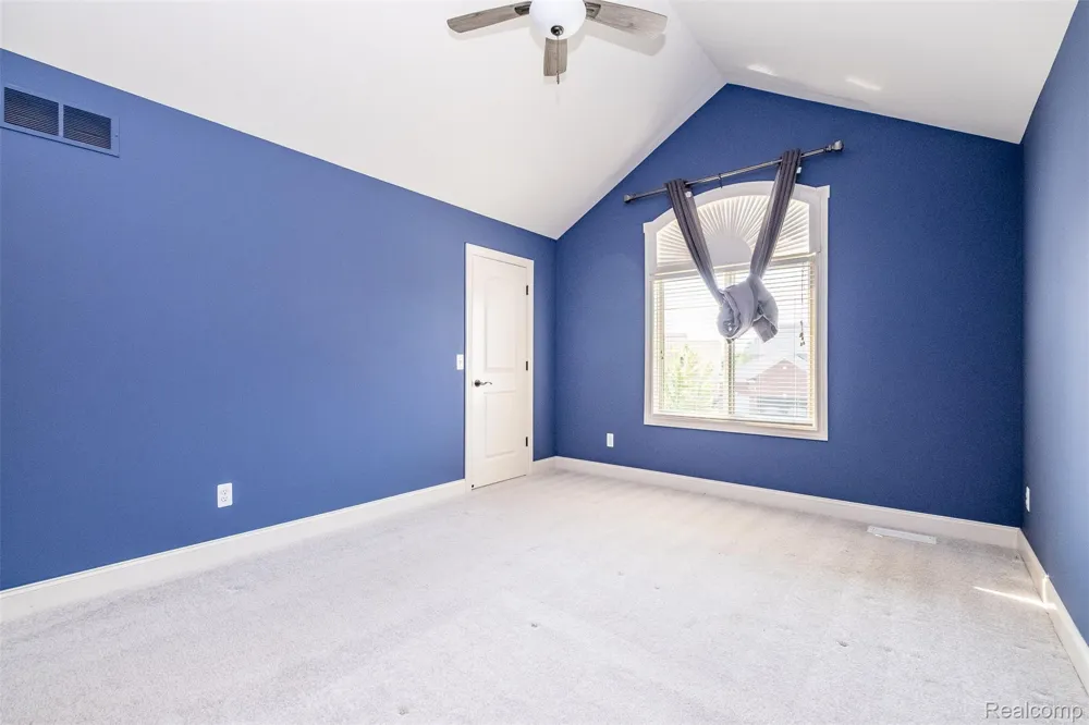 48850 Austrian Pine Drive Macomb Township, MI 48044