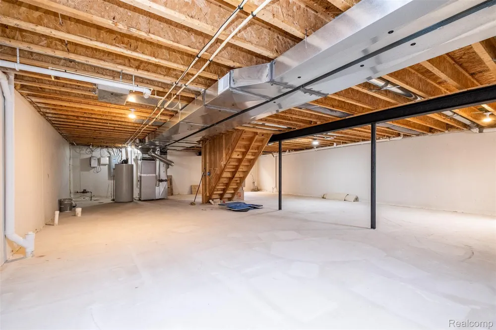 48850 Austrian Pine Drive Macomb Township, MI 48044