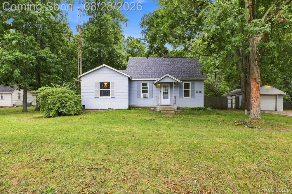 1188 Harding Drive Grand Blanc Charter Township, MI 48507