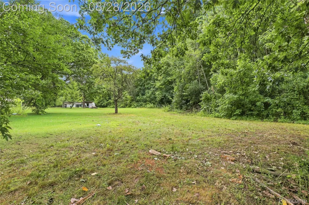 1188 Harding Drive Grand Blanc Charter Township, MI 48507