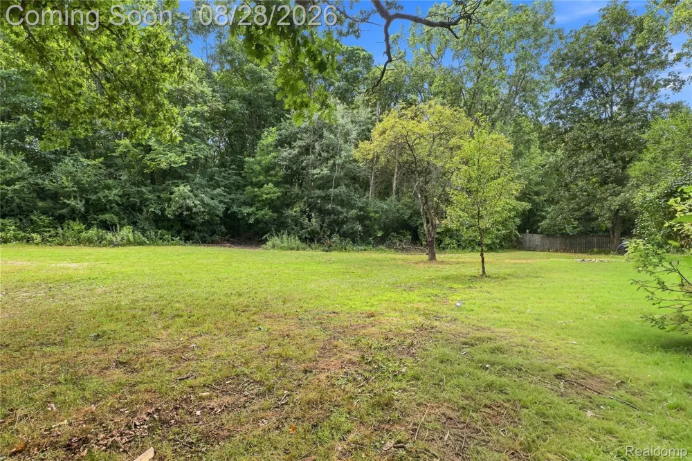 1188 Harding Drive Grand Blanc Charter Township, MI 48507