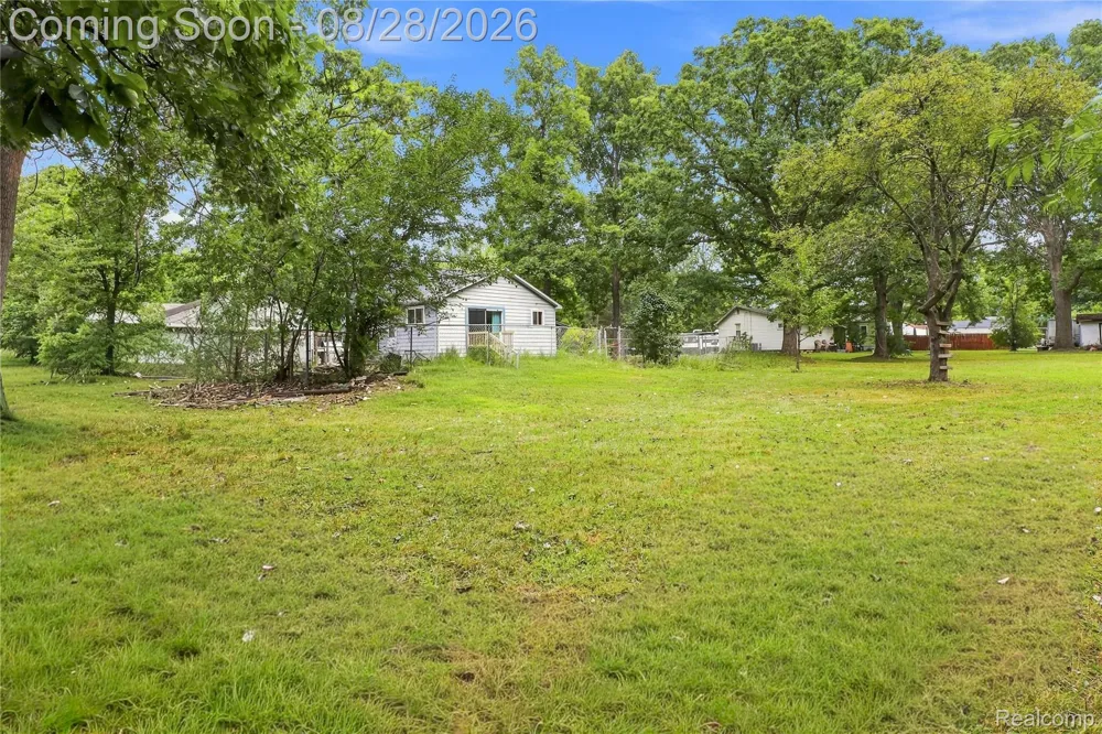 1188 Harding Drive Grand Blanc Charter Township, MI 48507