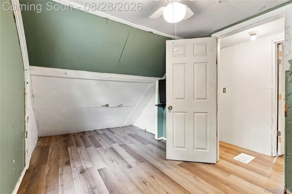 1188 Harding Drive Grand Blanc Charter Township, MI 48507