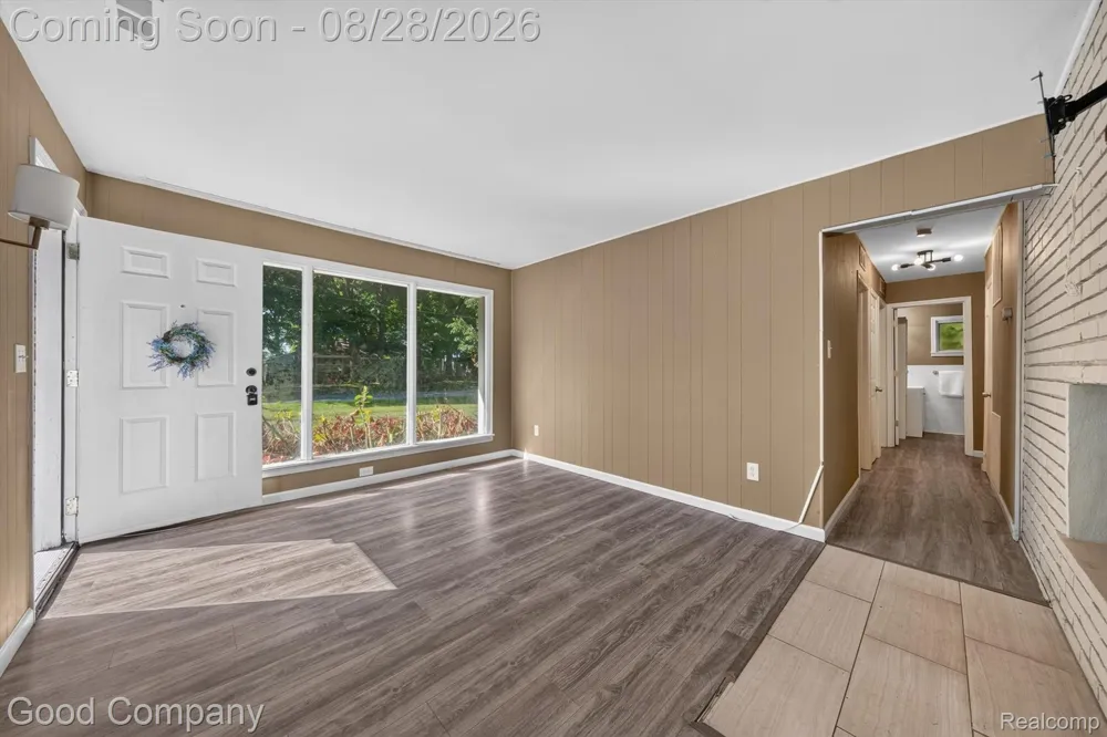 21004 Westover Avenue Southfield City, MI 48075