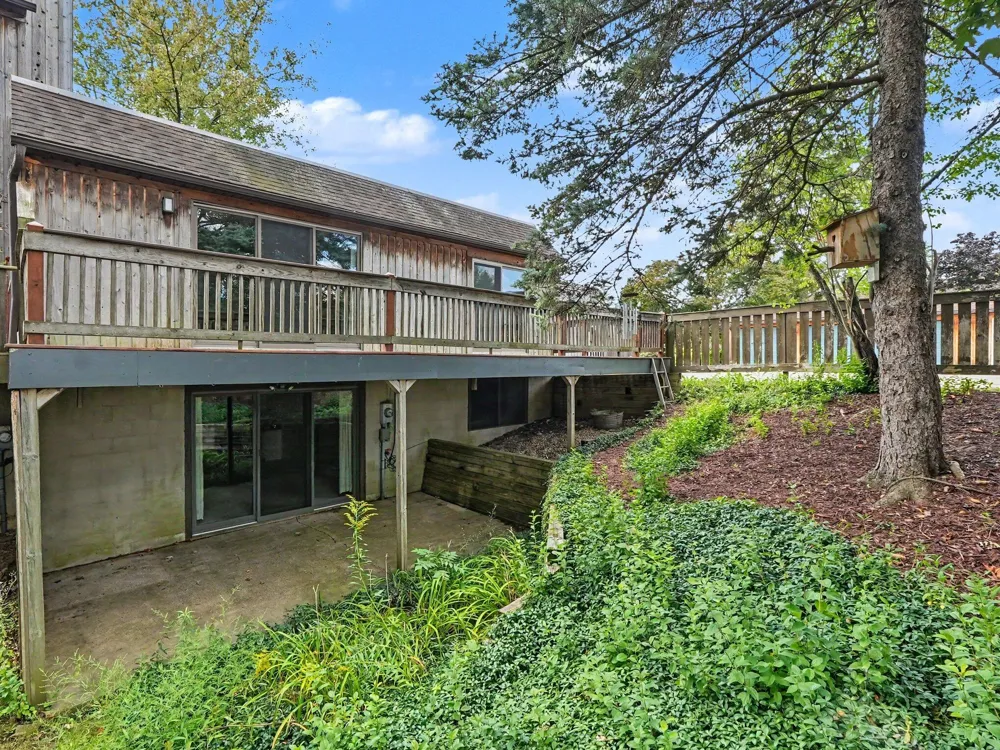 2021 Pauline Court Ann Arbor City, MI 48103