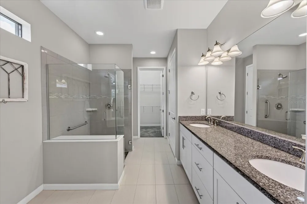 17210 SEAFORD WAY Lakewood Ranch, FL 34202