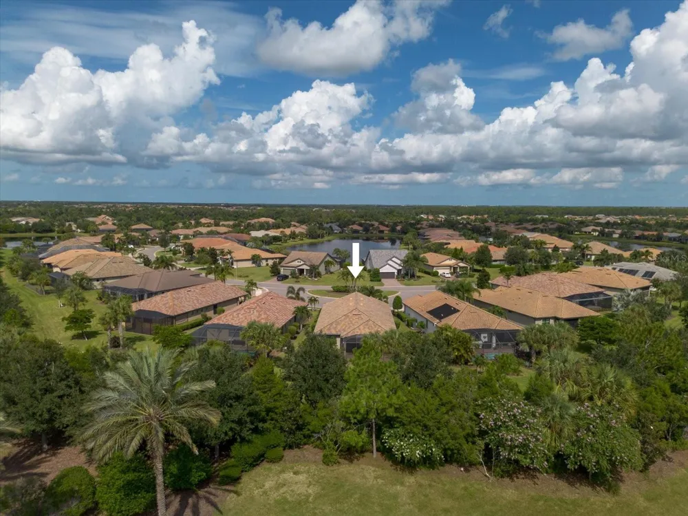 17210 SEAFORD WAY Lakewood Ranch, FL 34202