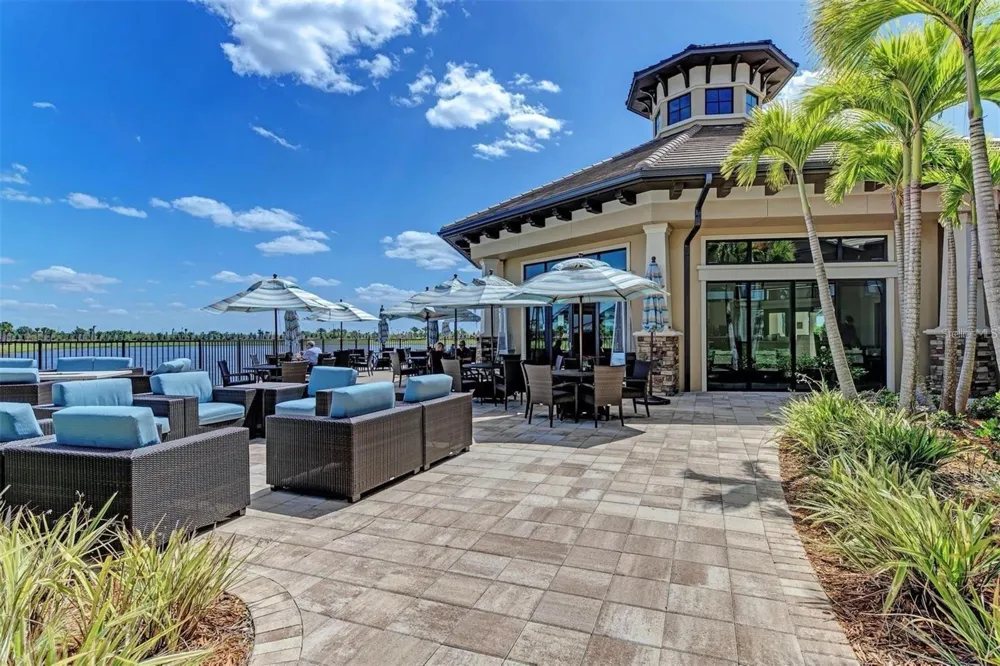 17210 SEAFORD WAY Lakewood Ranch, FL 34202
