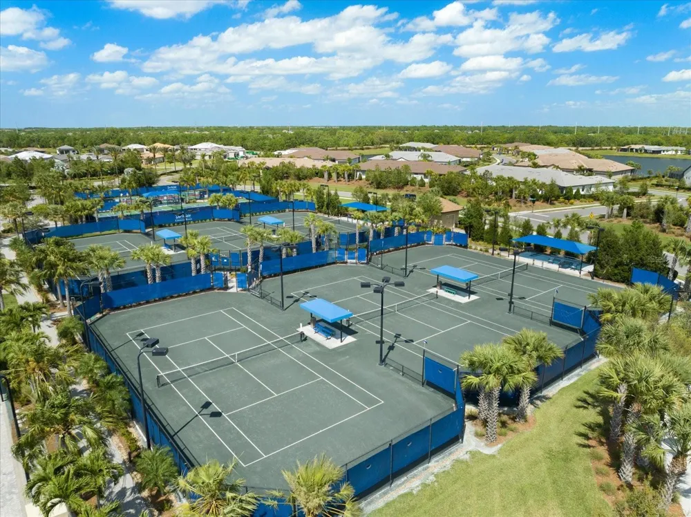 17210 SEAFORD WAY Lakewood Ranch, FL 34202