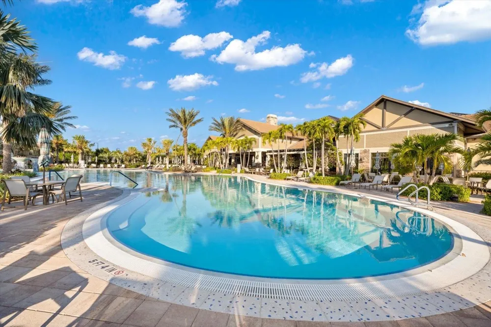 17210 SEAFORD WAY Lakewood Ranch, FL 34202