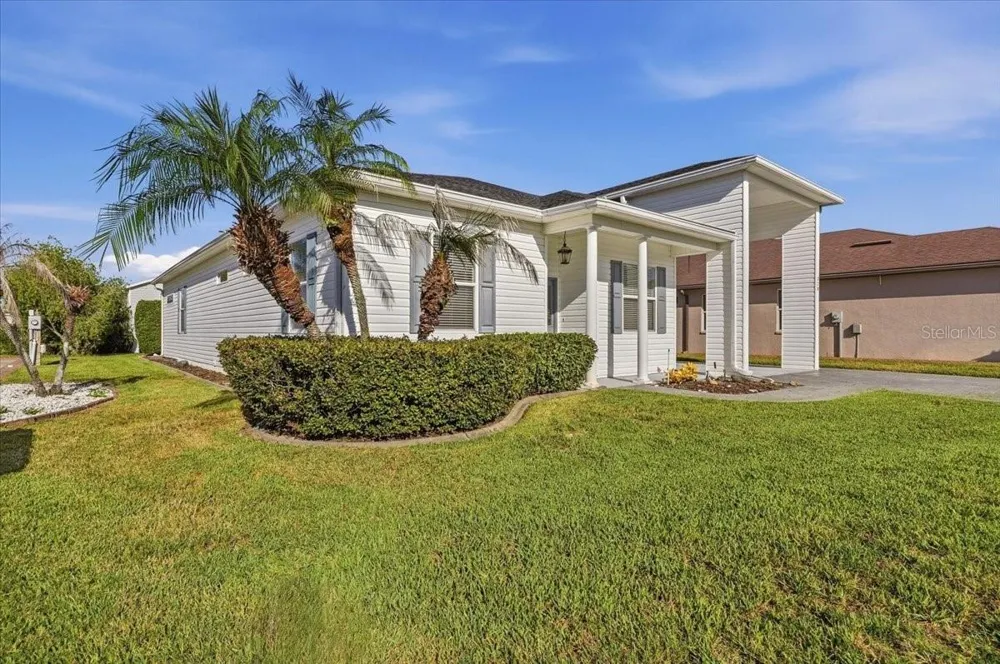 328 MOTORCOACH DRIVE S Polk City, FL 33868
