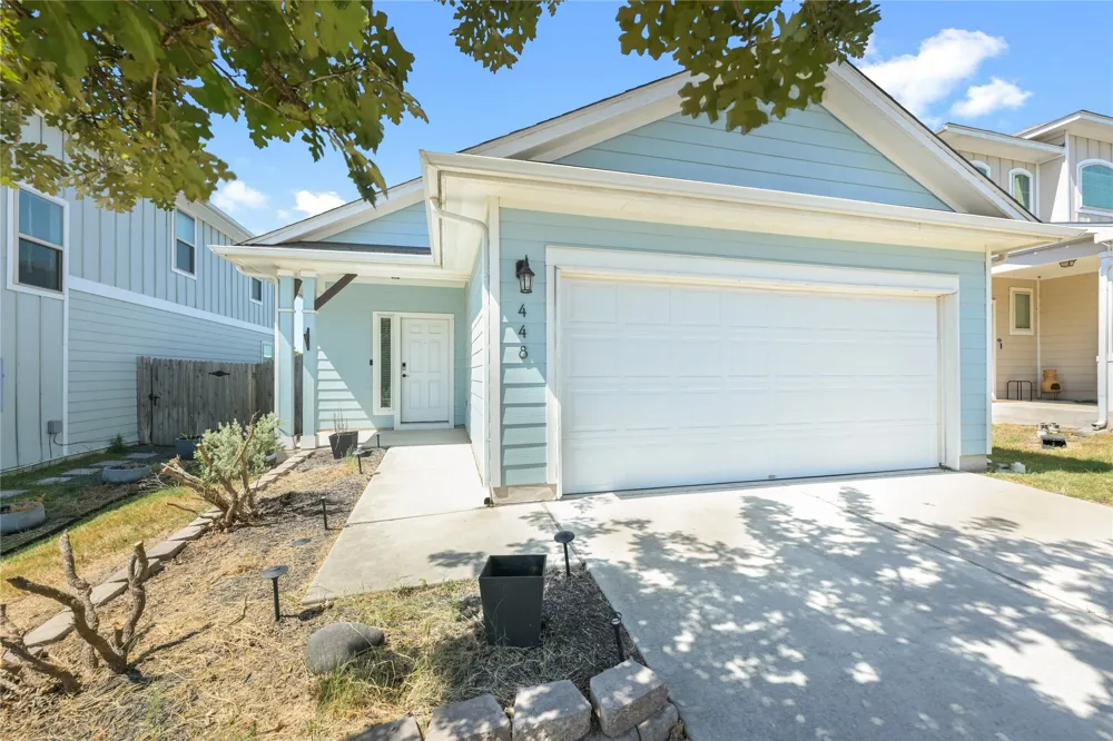 448 Triumph Road Buda, TX 78610