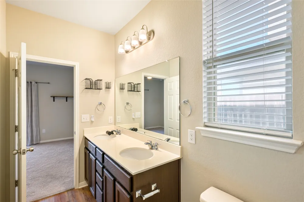 448 Triumph Road Buda, TX 78610