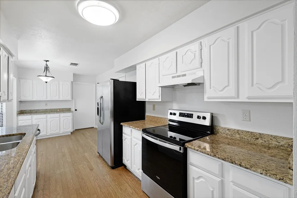 2825 Windsor Drive Flower Mound, TX 75028