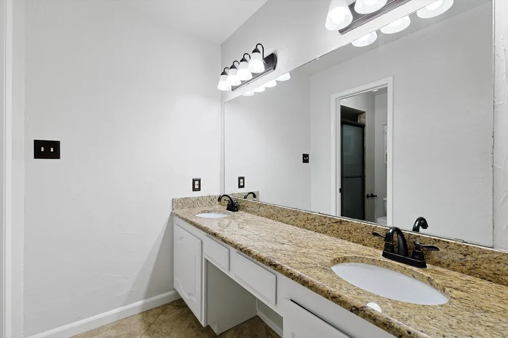 2825 Windsor Drive Flower Mound, TX 75028