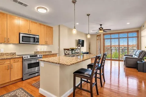 711 Cosmopolitan Drive NE #403