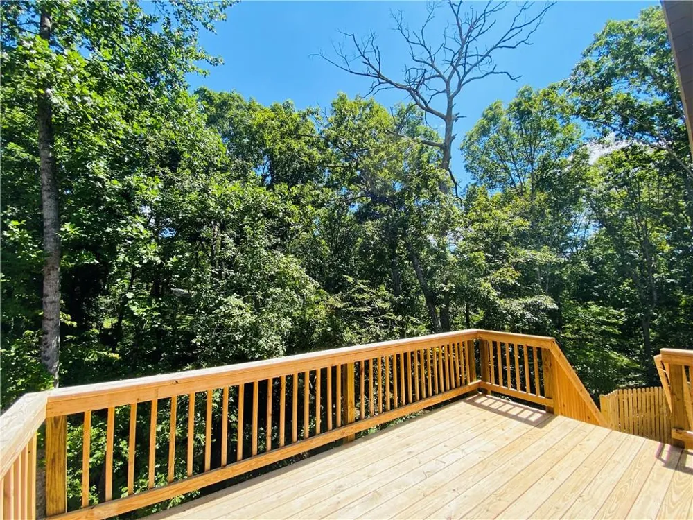 3610 Leach Road Gainesville, GA 30506