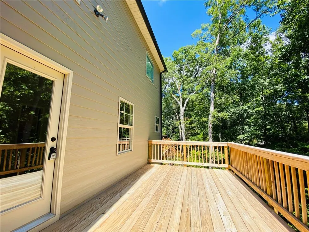 3610 Leach Road Gainesville, GA 30506