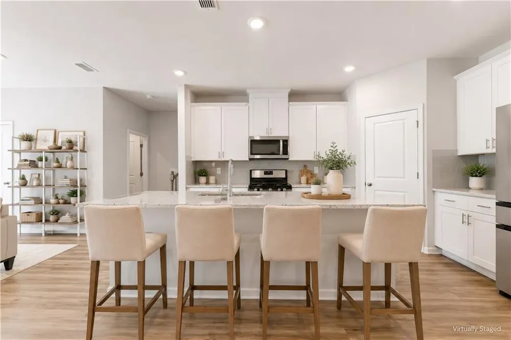 1665 Villageside Court Lawrenceville, GA 30043