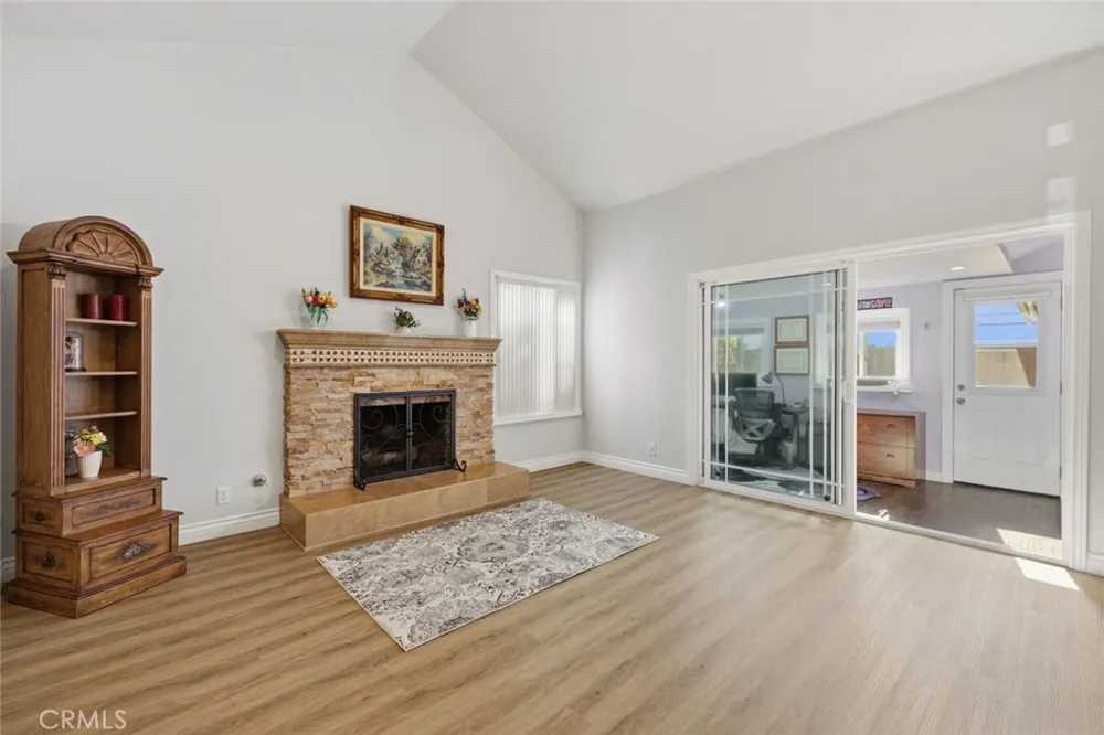 2277 Workman Simi Valley, CA 93063