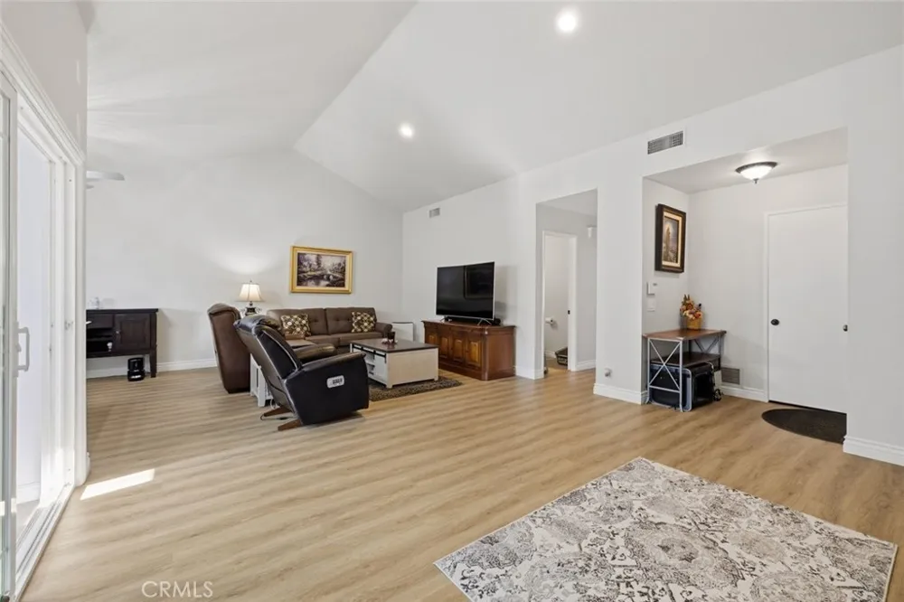 2277 Workman Simi Valley, CA 93063
