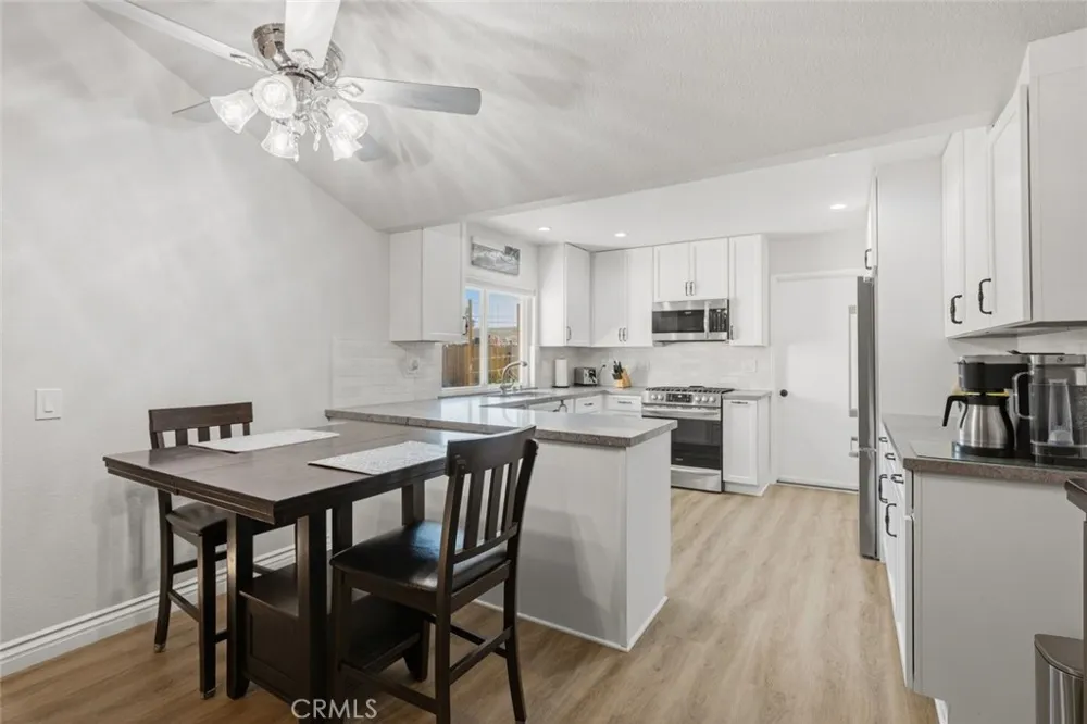 2277 Workman Simi Valley, CA 93063