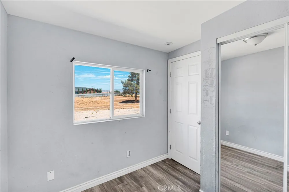 10912 Matilija Apple Valley, CA 92308